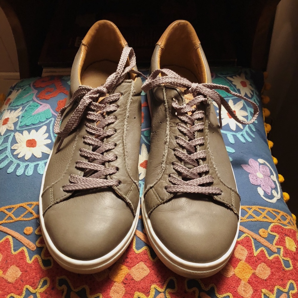 musse + cloud sneakers